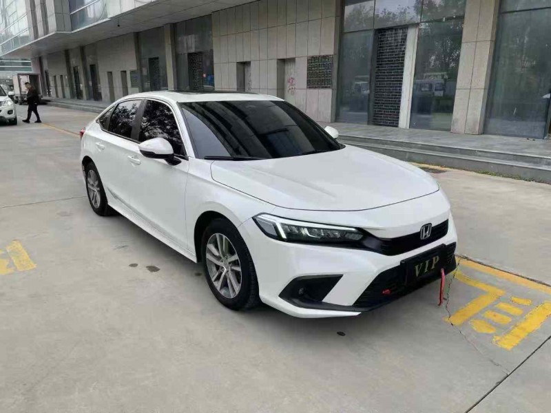 济宁24年本田思域2