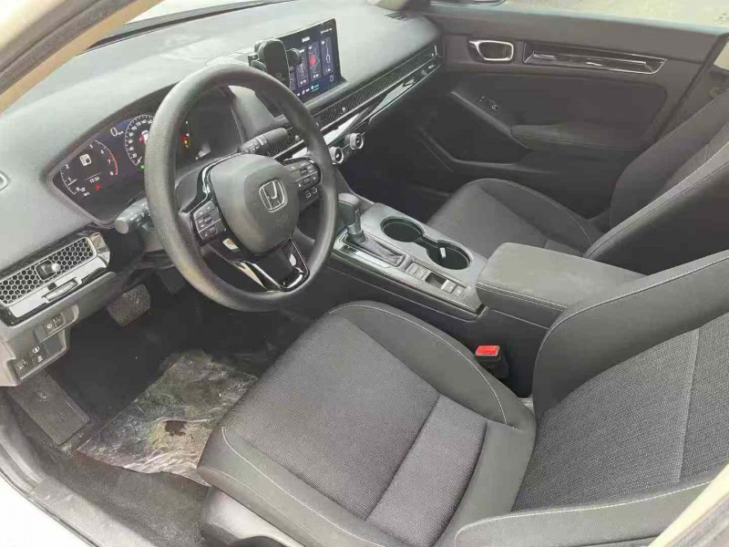 济宁24年本田思域4