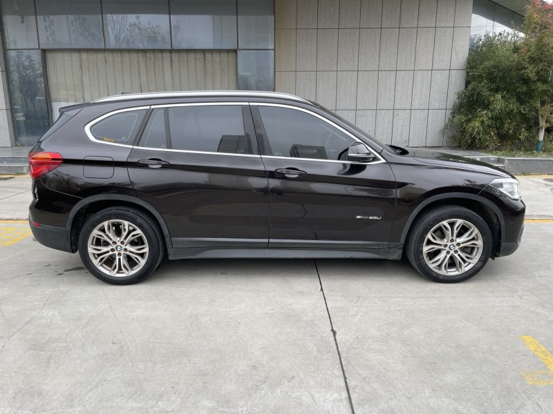 济宁18年宝马X14