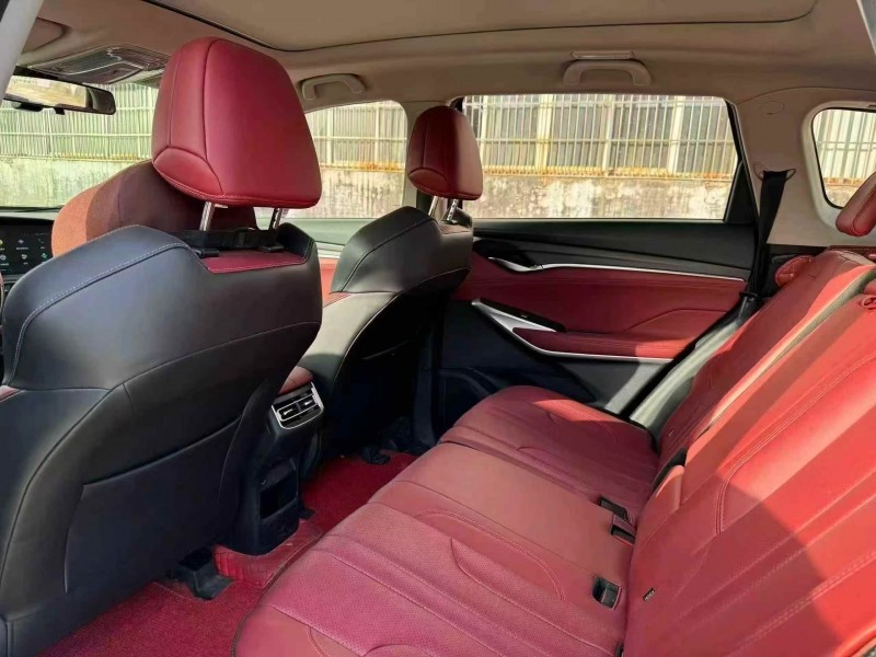 菏泽20年长安汽车CS756