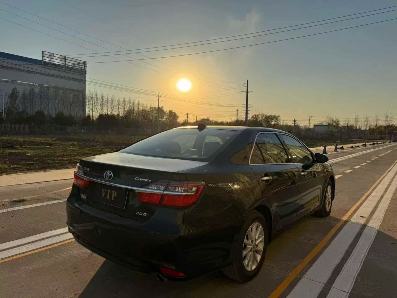 菏泽17年丰田凯美瑞8