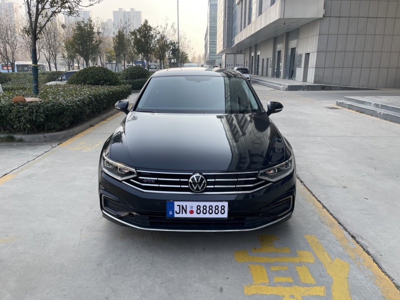 济宁23年大众迈腾1