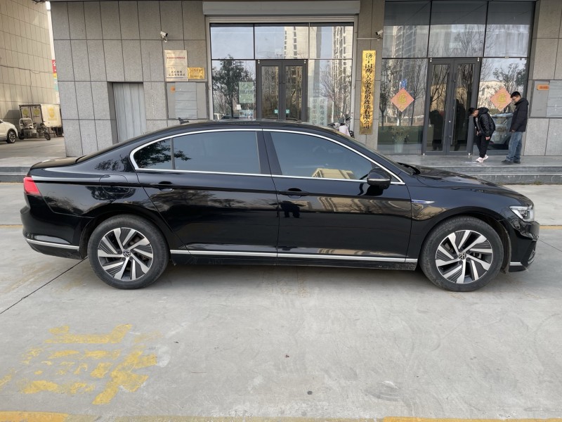 济宁23年大众迈腾9