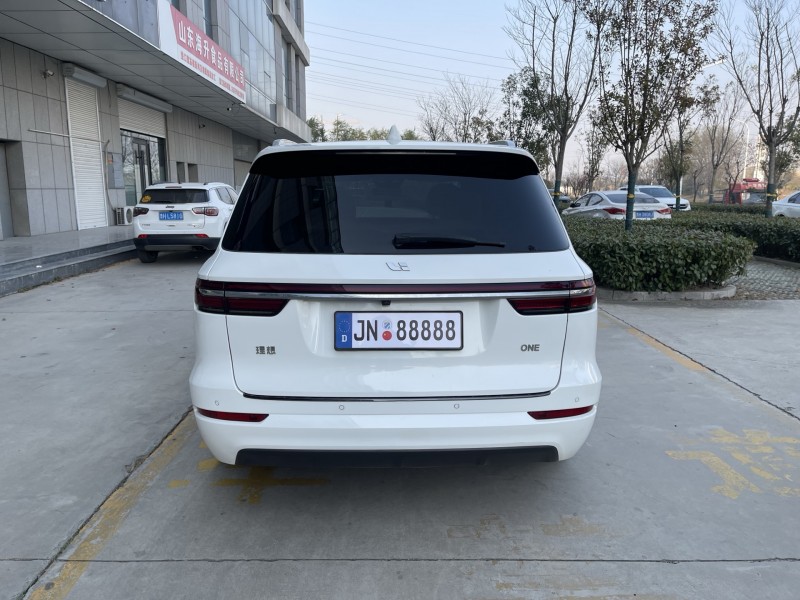 济宁22年理想理想ONE6