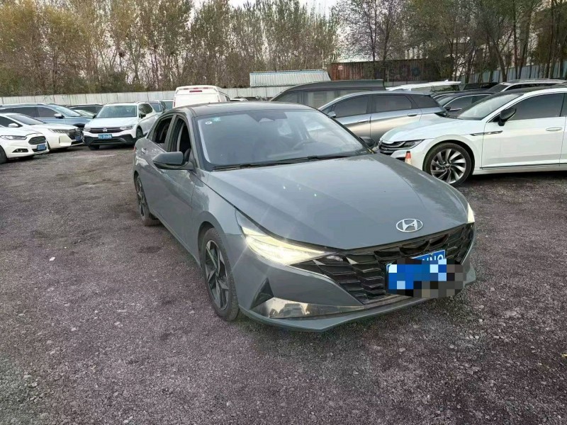 太原22年现代伊兰特2