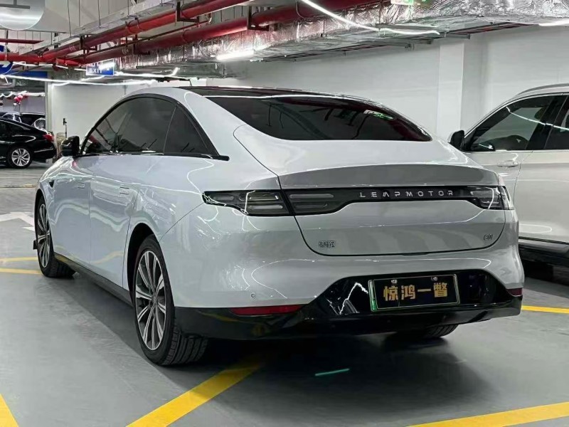 深圳23年零跑汽车C018