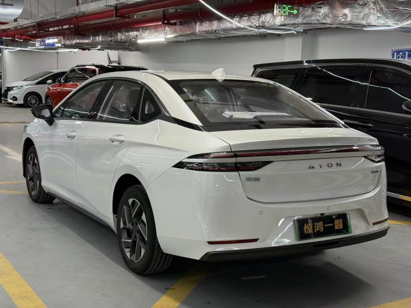 深圳25年传祺埃安S7