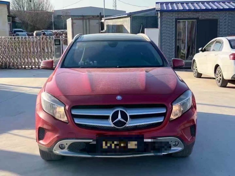 菏泽17年奔驰GLA1