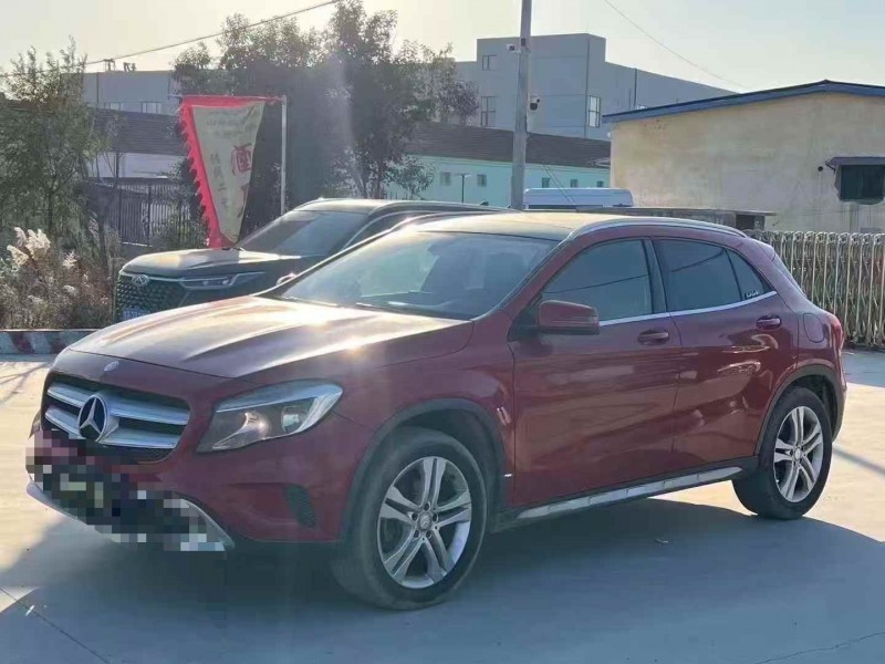 菏泽17年奔驰GLA2