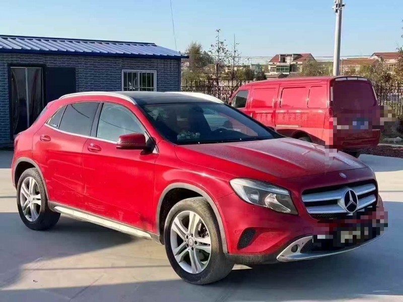 菏泽17年奔驰GLA3