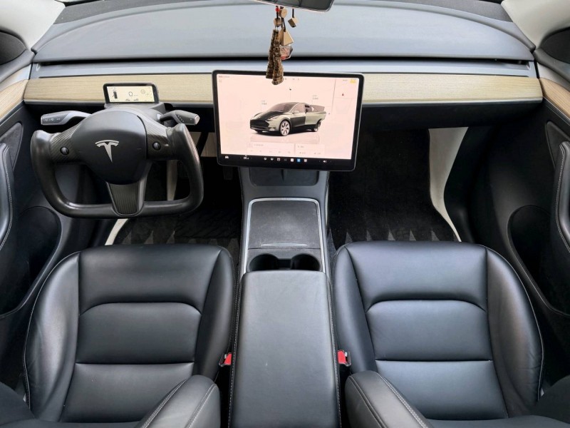 济宁23年特斯拉MODEL Y5