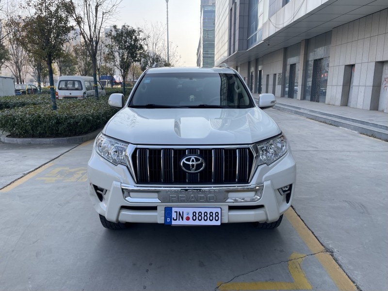 济宁18年丰田普拉多1