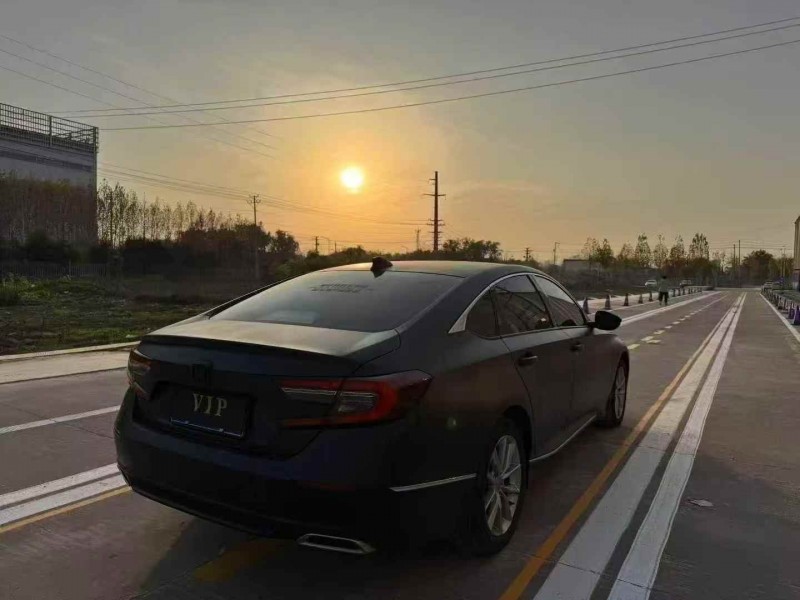 菏泽23年本田雅阁8