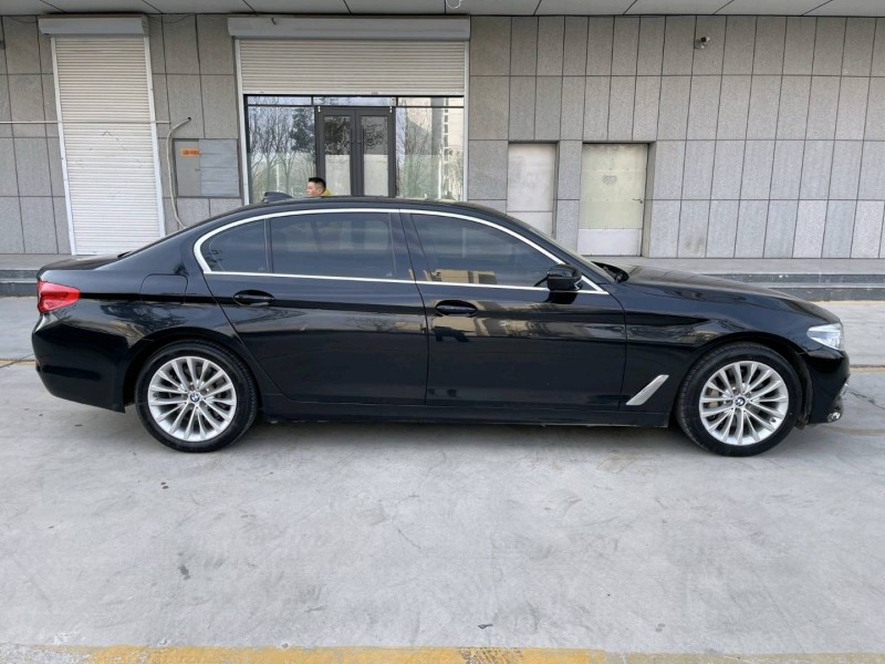 济宁20年宝马5系8