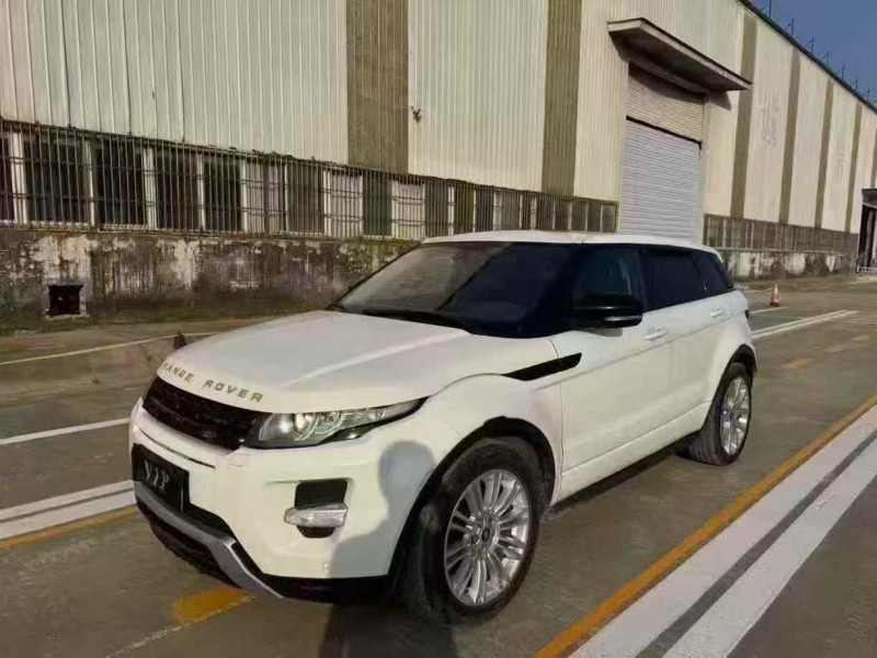 菏泽21年路虎极光2