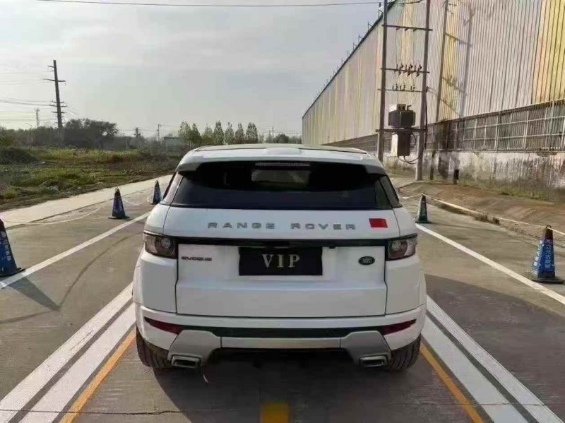 菏泽21年路虎极光9