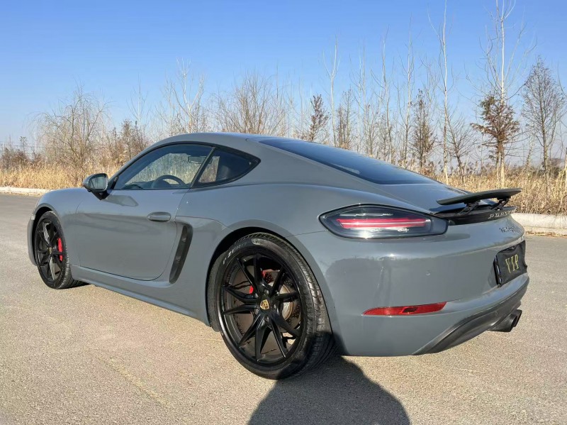 盐城17年保时捷卡曼8