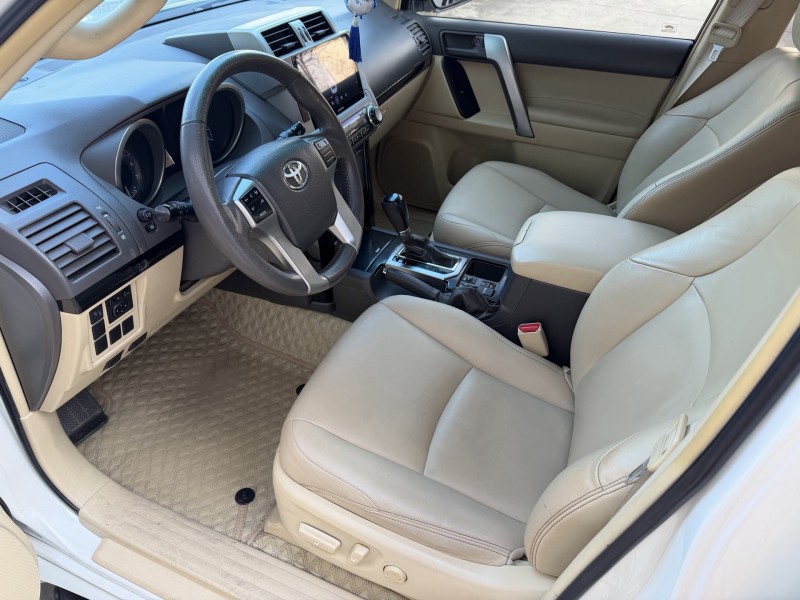 济宁14年丰田普拉多3