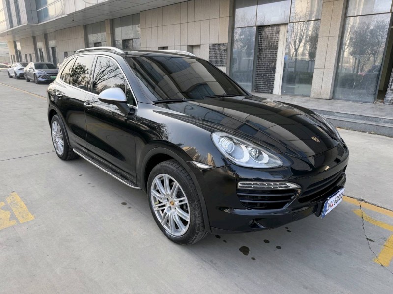 济宁13年保时捷卡宴2