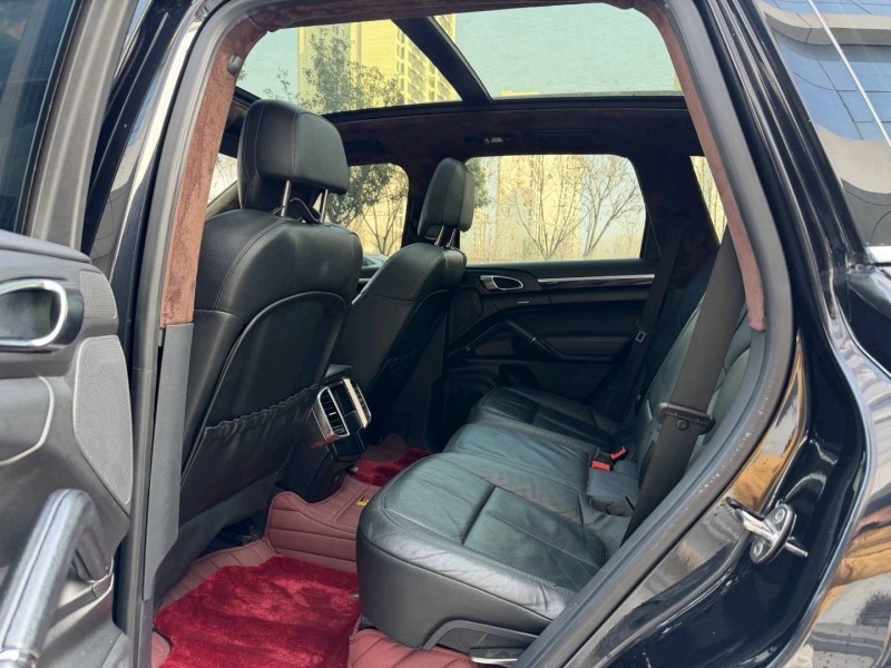 济宁13年保时捷卡宴6