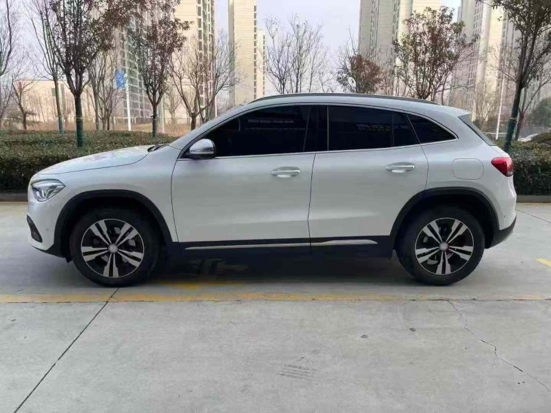济宁21年奔驰GLA7