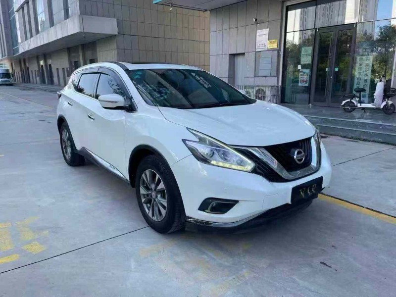 济宁17年日产楼兰2