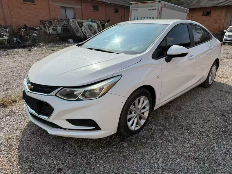 楚雄18年雪佛兰科鲁兹2