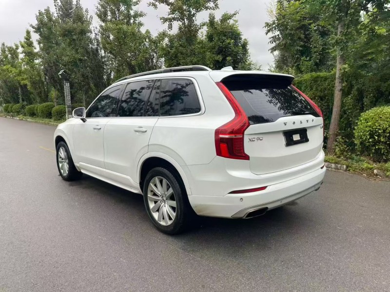 济宁17年沃尔沃XC907