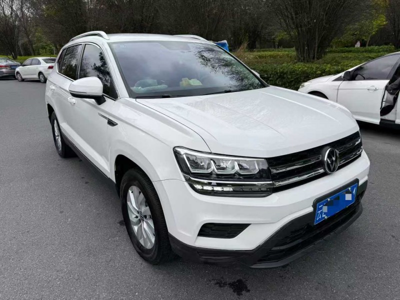 楚雄21年大众途岳3