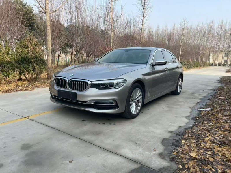 济宁19年宝马5系3