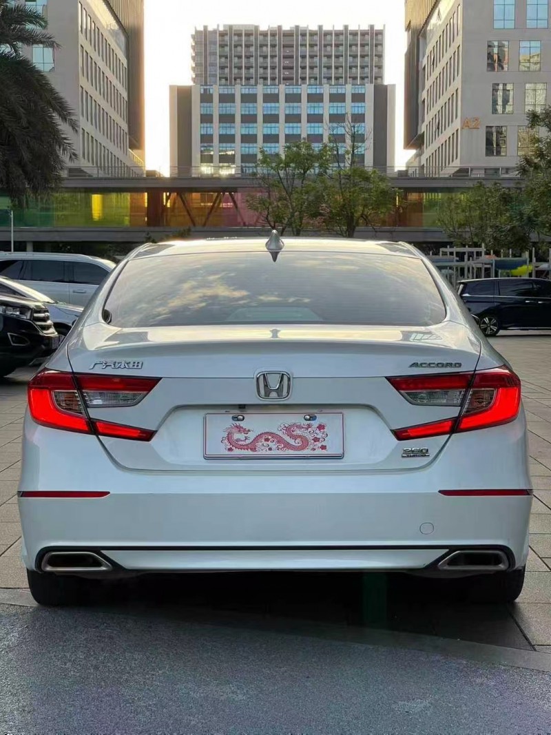 佛山21年本田雅阁9