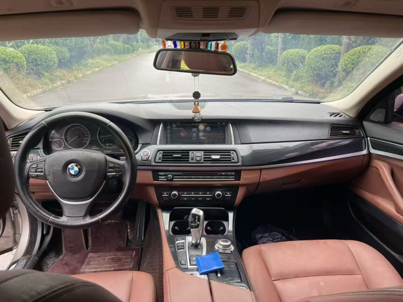 济宁17年宝马5系6