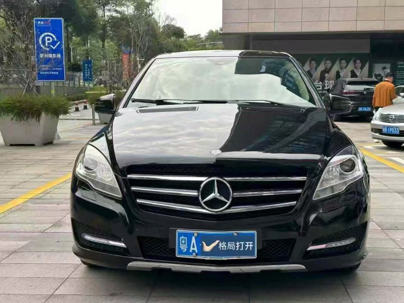 深圳12年奔驰R1