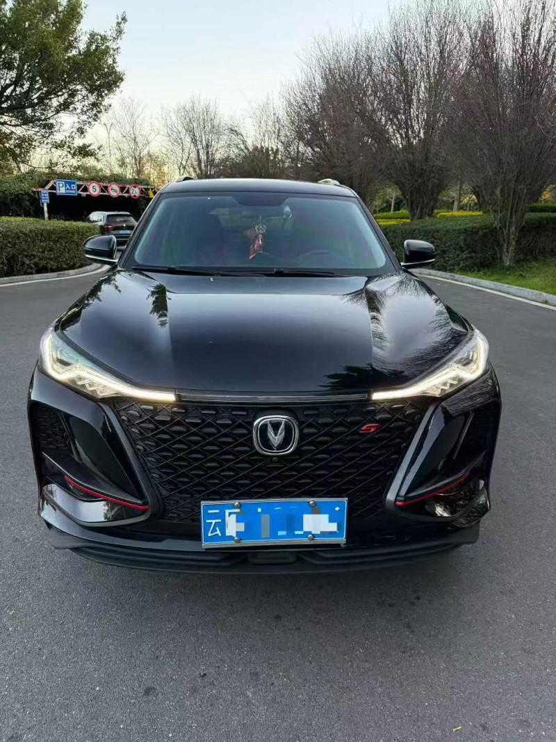 楚雄21年长安汽车CS751