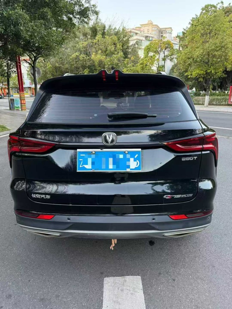 楚雄21年长安汽车CS756