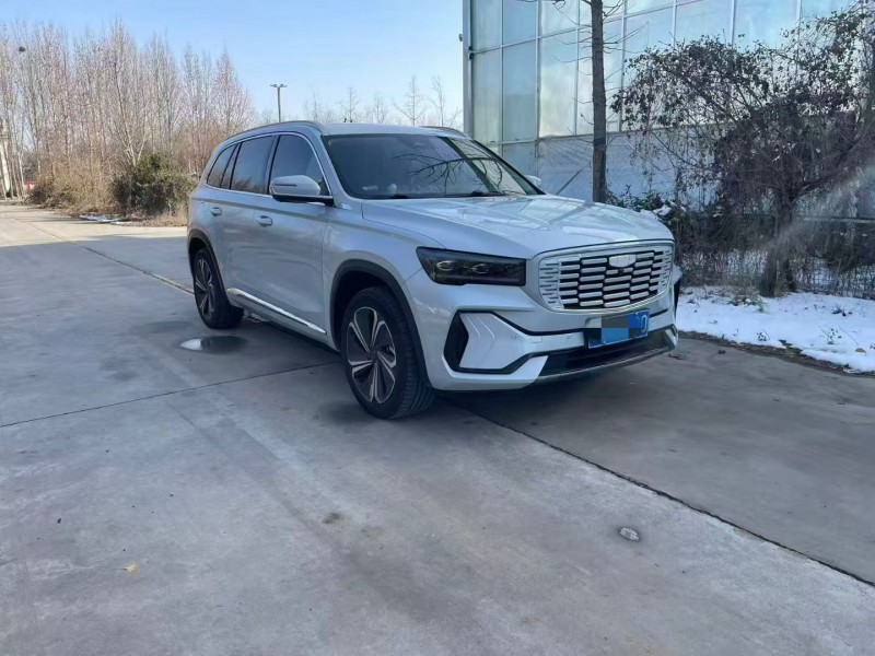 济宁22年吉利星越2