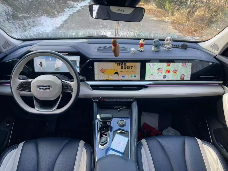 济宁22年吉利星越6