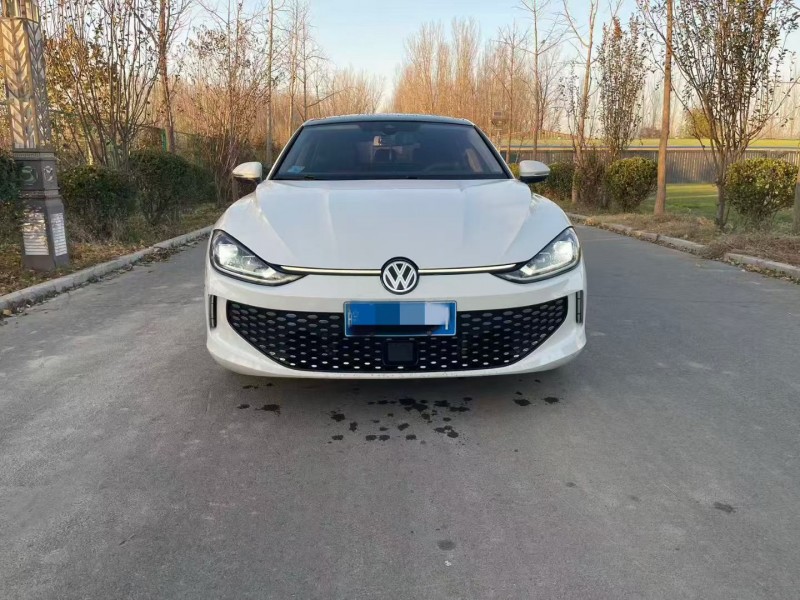 济宁23年大众凌渡1