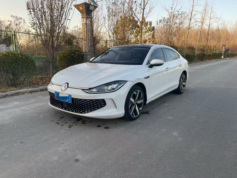 济宁23年大众凌渡3