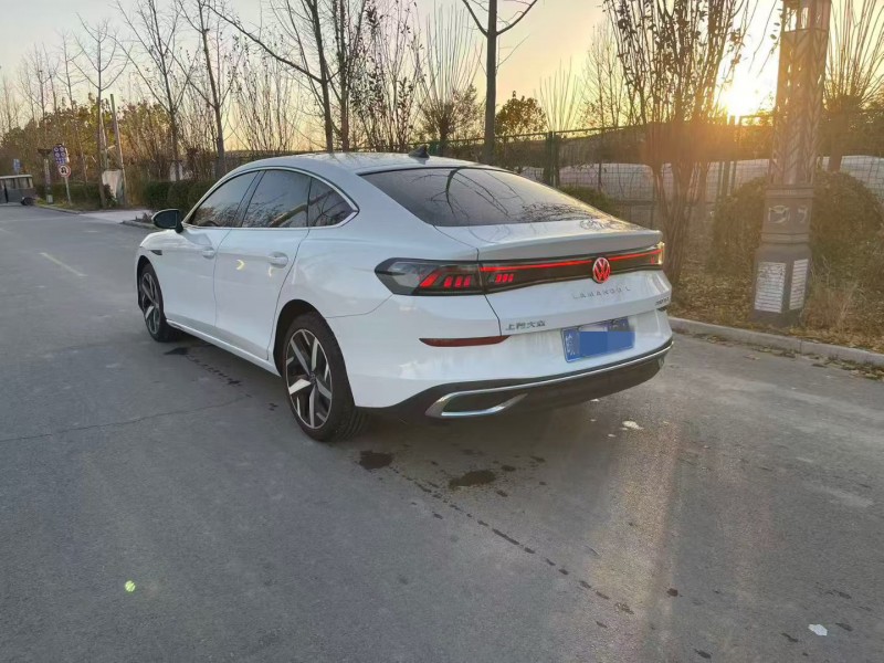 济宁23年大众凌渡8