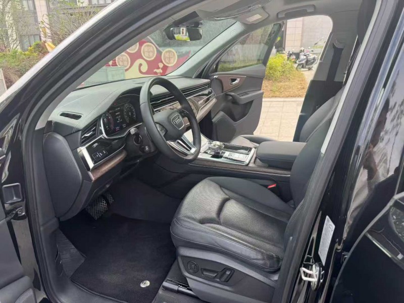 阳江24年奥迪Q75