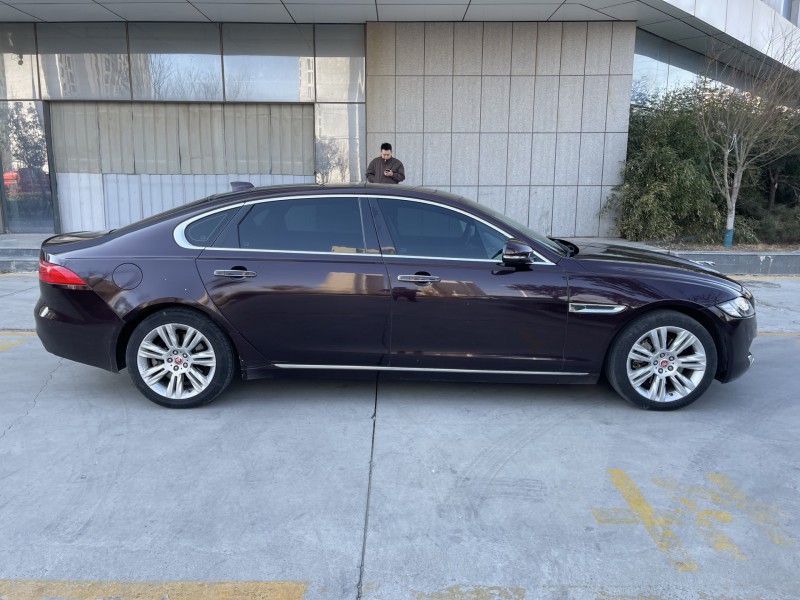 济宁18年捷豹XFL7