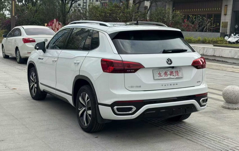 阳江20年大众探岳7