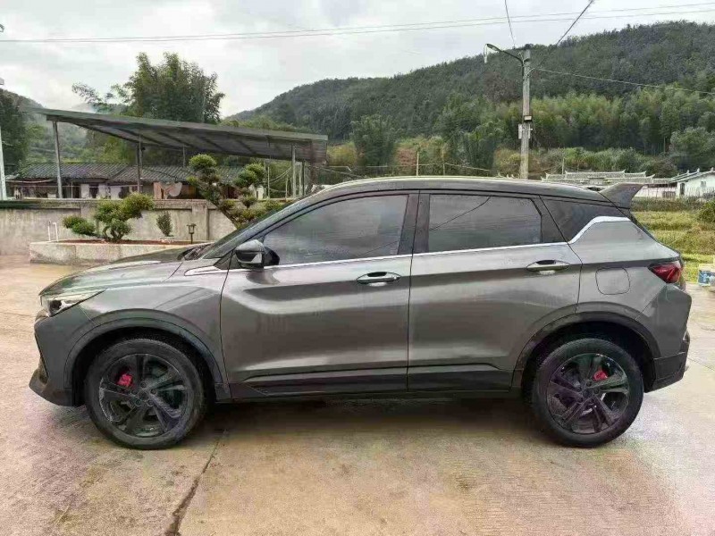 南平22年吉利缤越8