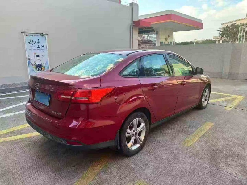 漳州16年福特福克斯7