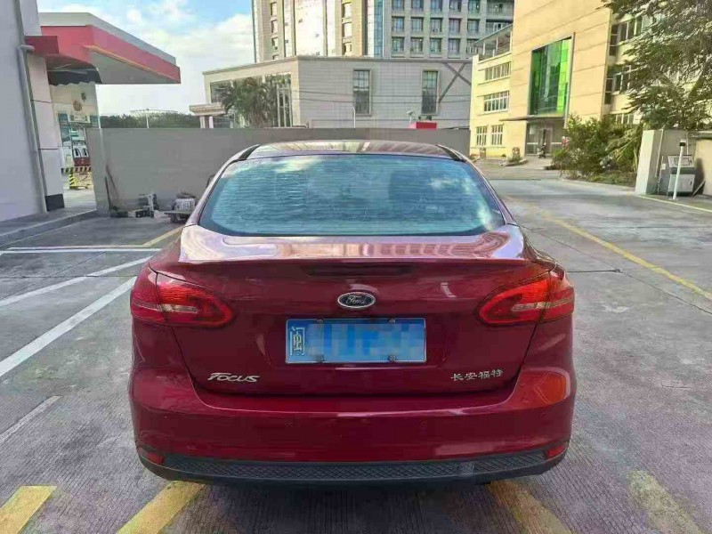 漳州16年福特福克斯9