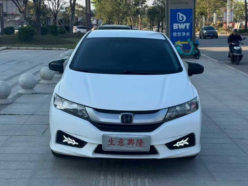 阳江18年本田锋范1