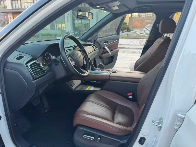 阳江22年本田URV5