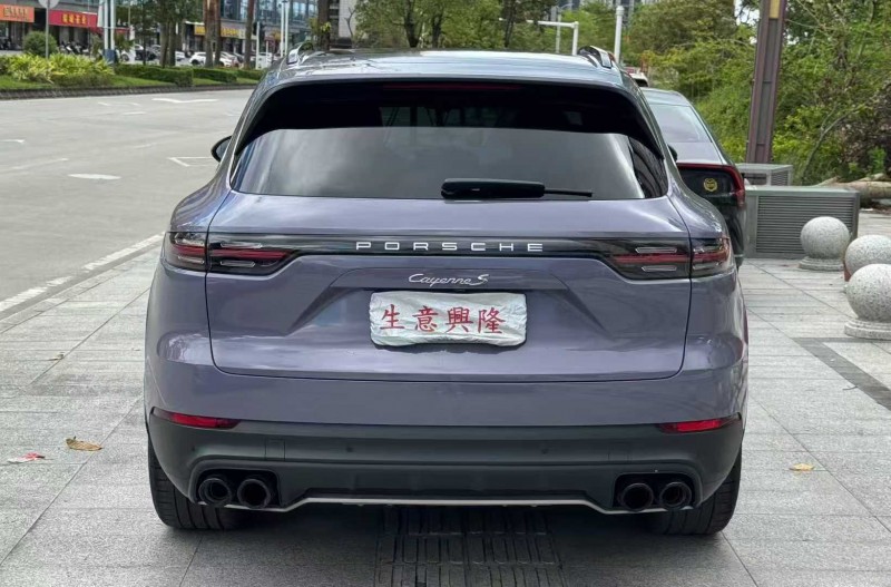 阳江19年保时捷卡宴8