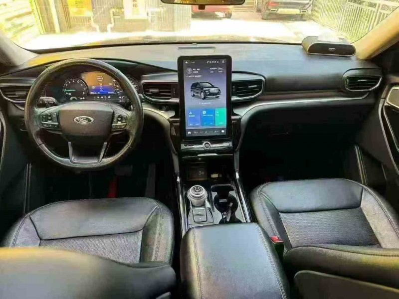 常德21年福特探险者4